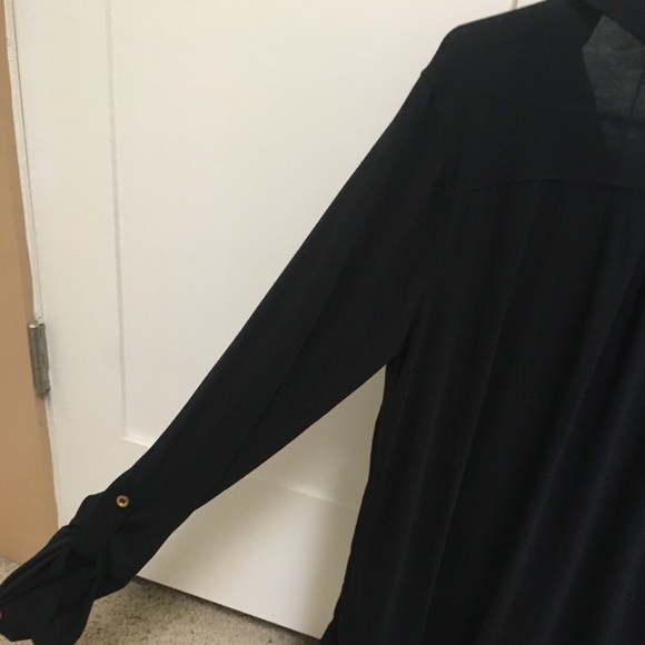 Black Collared Long Sleeve Button Down Top - Picture 4 of 10